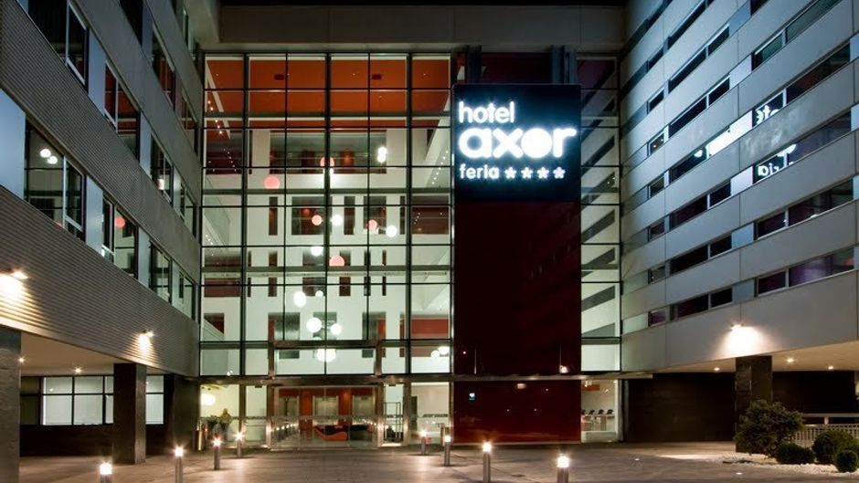 Axor Feria Hotel Exterior