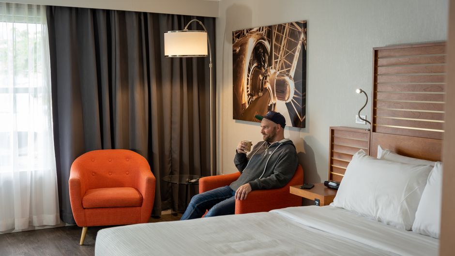Jaro Hotel Lindbergh Room