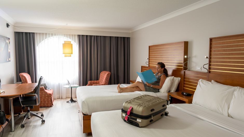 Jaro Hotel Lindbergh Room