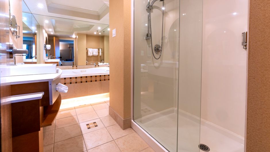 Jaro Hotel Lindbergh Room