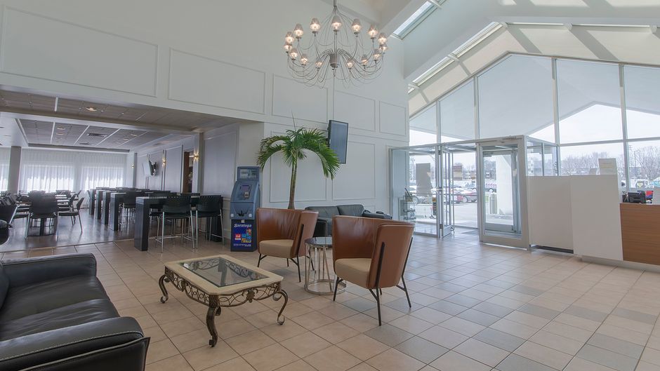 Auberge Quebec Lobby