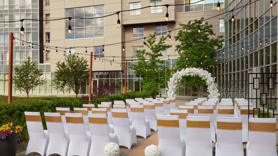 Courtyard by Marriott Calgary Airport Meeting