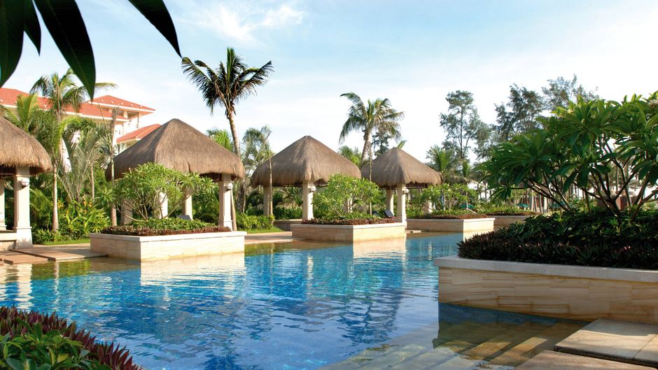 Sheraton Haikou Hotel Pool