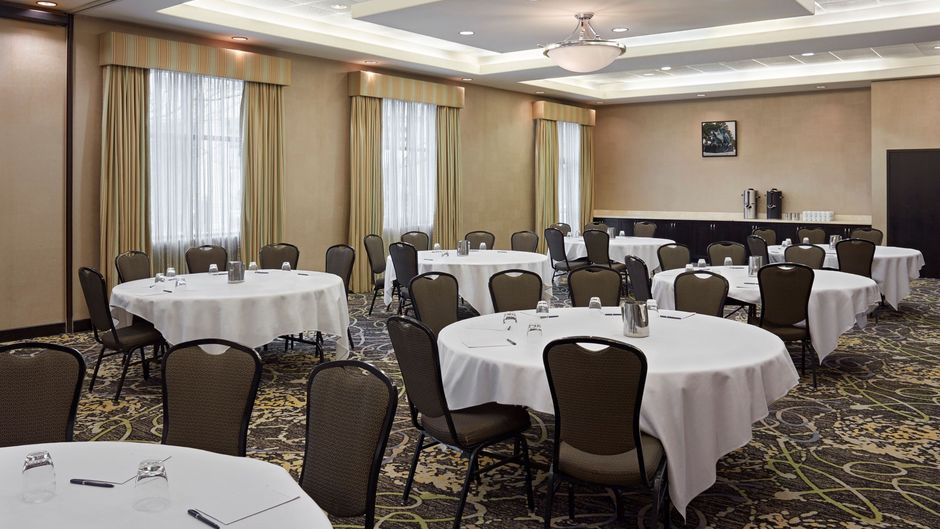 Delta Hotels Guelph Conference Centre Meeting