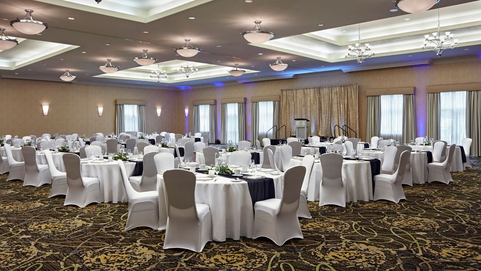 Delta Hotels Guelph Conference Centre Ballroom