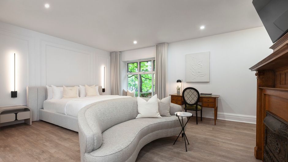 Chateau Versailles Suite