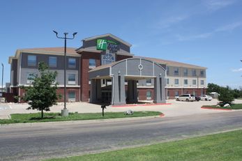 Holiday Inn Express Shamrock N