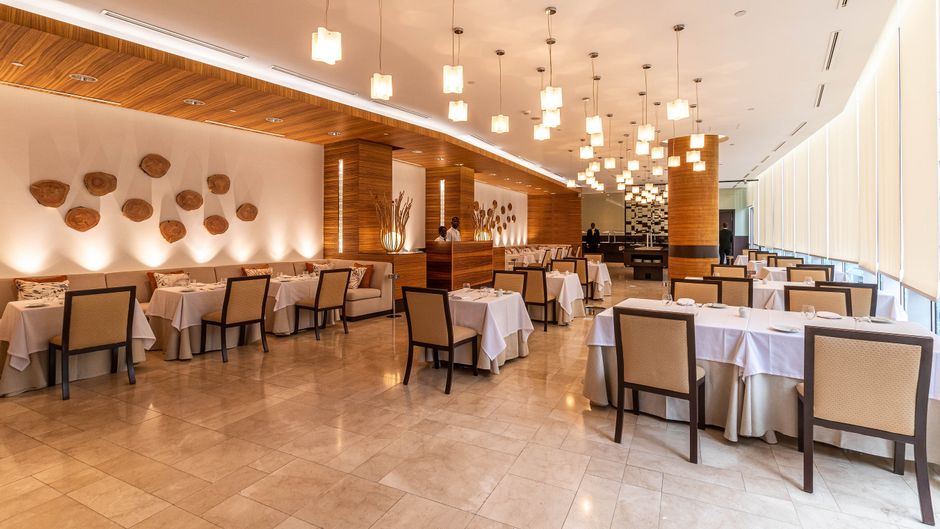 Hotel de Convencoes Talatona Restaurant