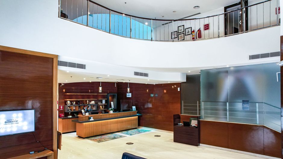 Four Points by Sheraton Vadodara Lobby