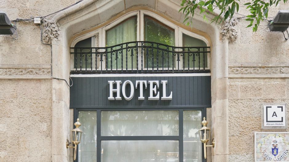 Meson Castilla Atiram Hotel Ramblas Exterior
