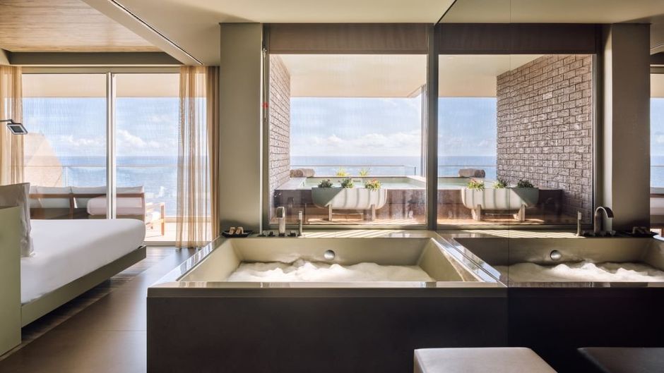 Savoy Saccharum Resort & Spa Suite