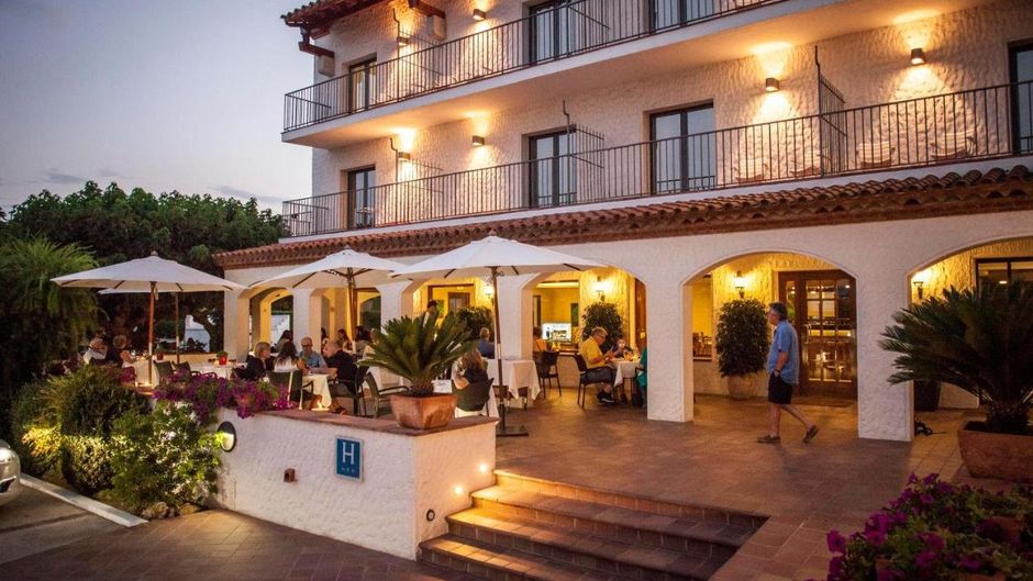 Hotel Bon Retorn Exterior