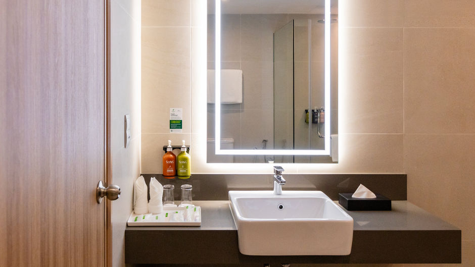 Holiday Inn Sepang - Airport Room