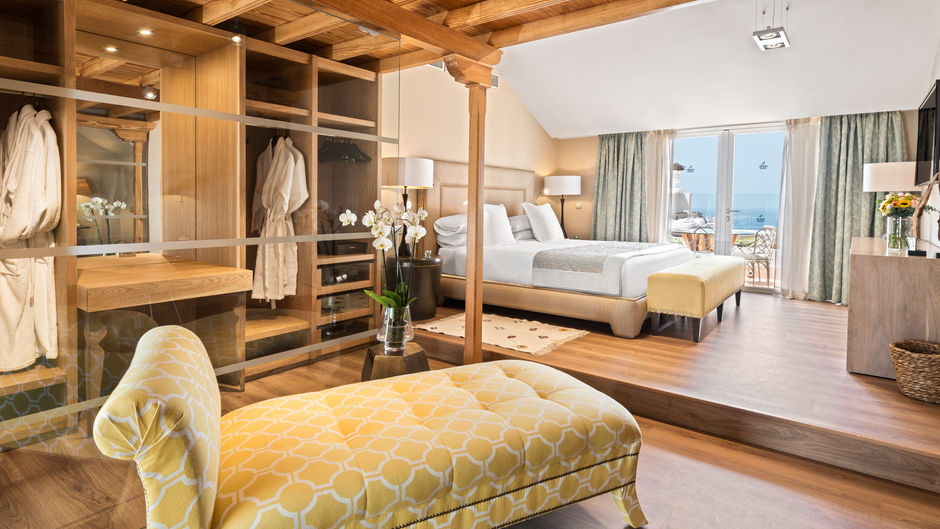 Gran Hotel Bahia del Duque Suite