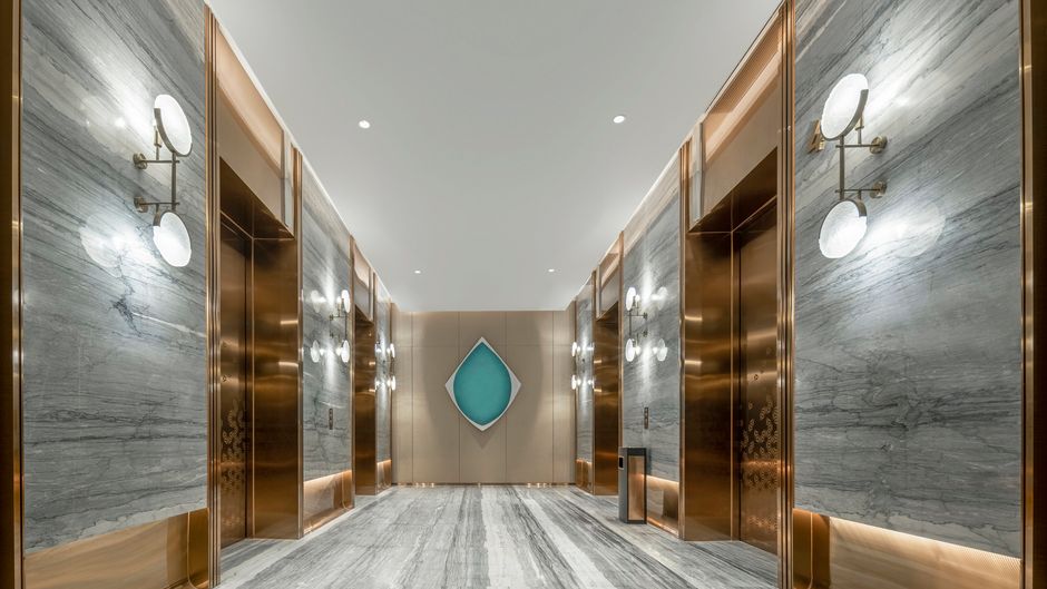 Holiday Inn Fuyang Lobby