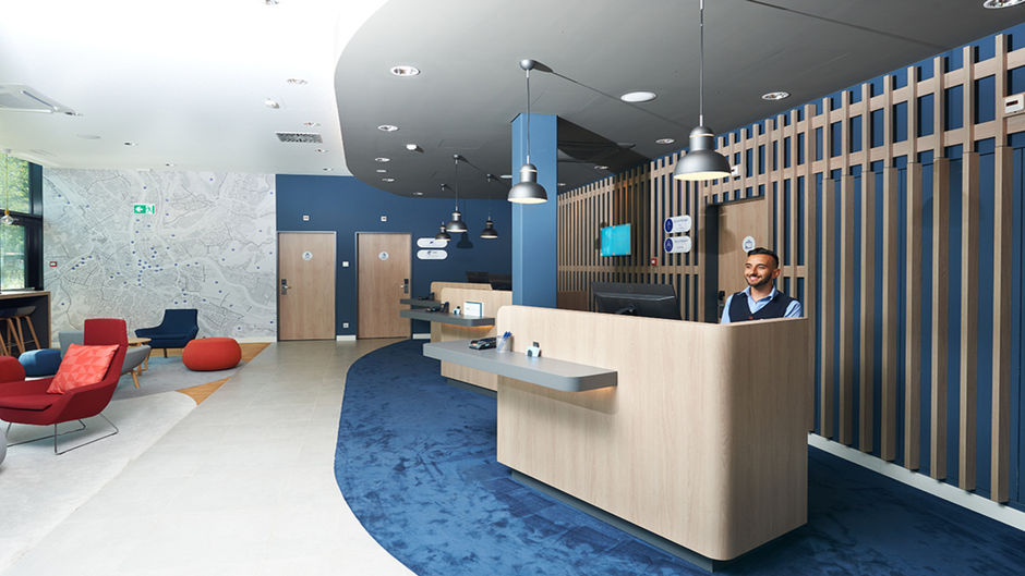 Holiday Inn Express & Suites Allschwil Exterior