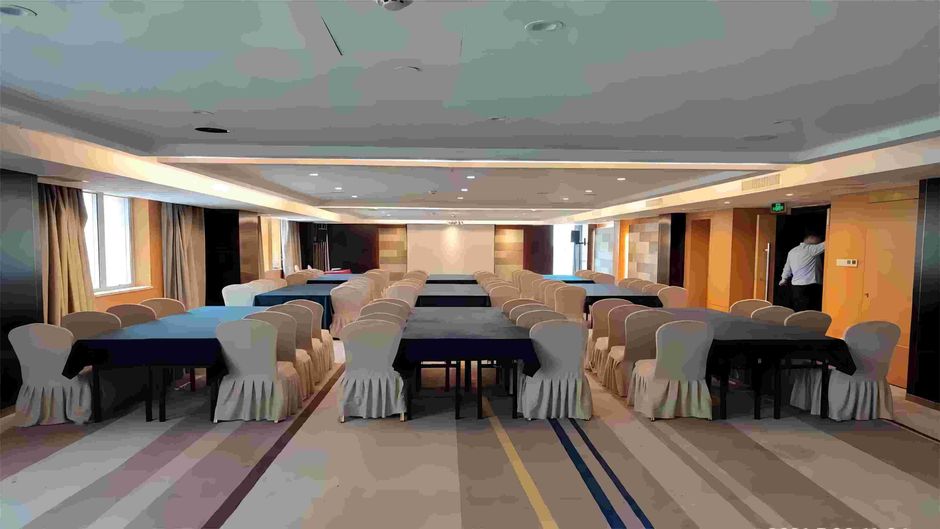 Holiday Inn Express Zhengzhou Airport Meeting