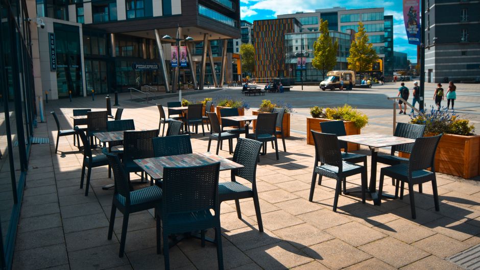 Holiday Inn Express Leeds-Armouries Lobby