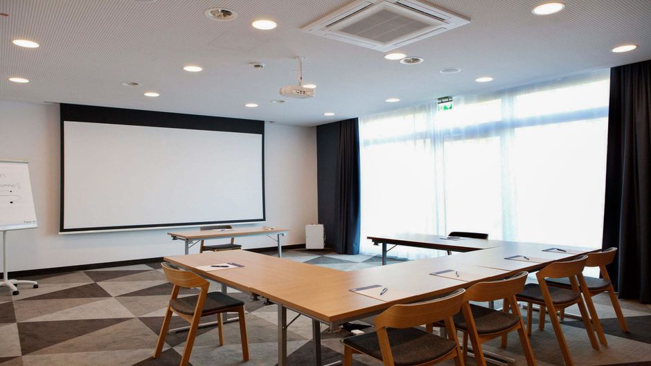 Holiday Inn Express Ringsheim Meeting