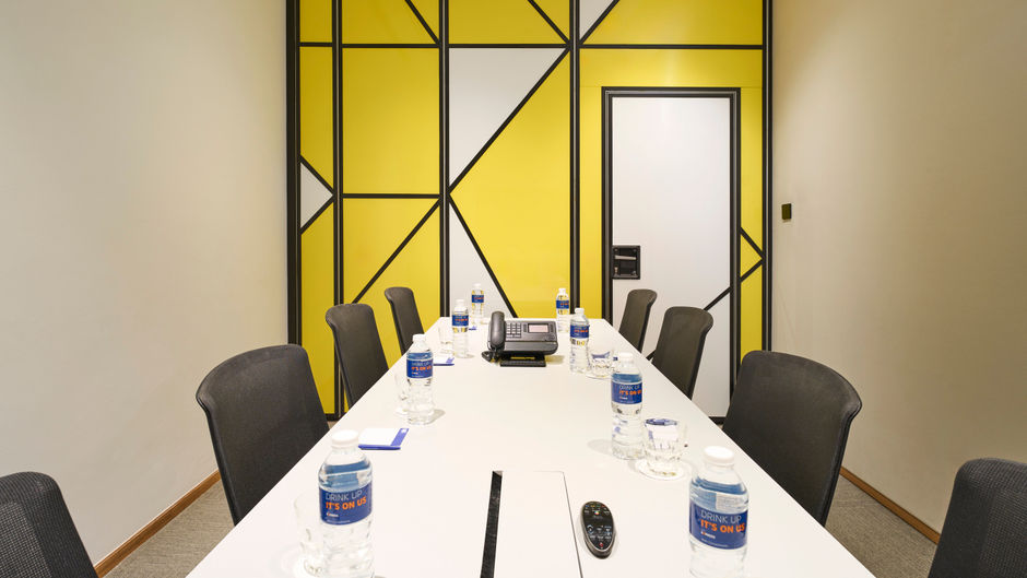 Holiday Inn Express Singapore Serangoon Meeting