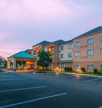 Courtyard Montgomery Prattville