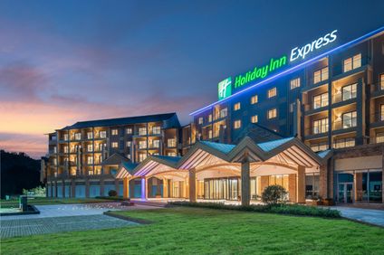 Holiday Inn Exp Wawu Mountain