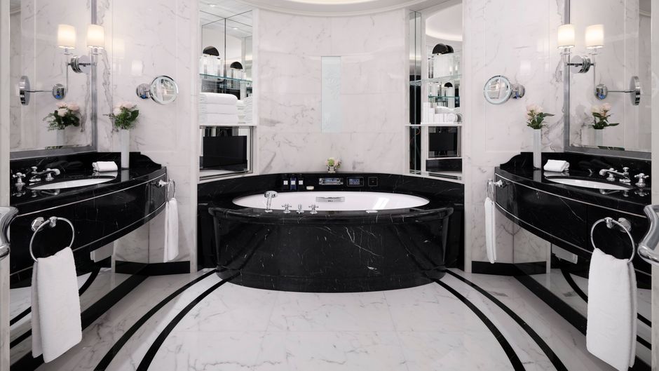 The Peninsula Paris Room