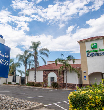 Holiday Inn Express Oakdale