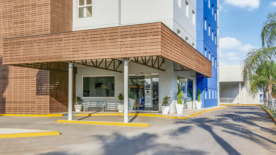 One Guadalajara Periferico Norte Lobby