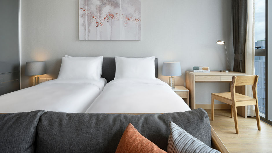 Oakwood Suites Bangkok Room