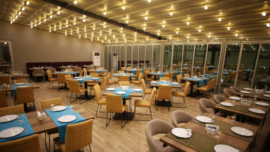Holiday Inn Express Manisa West Restaurant