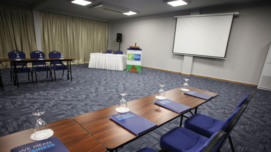 Holiday Inn Express Manisa West Meeting