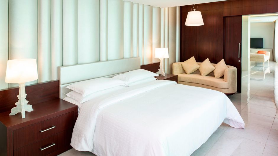 Four Points by Sheraton Sharjah Suite