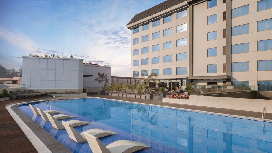 Courtyard by Marriott Shillong Pool