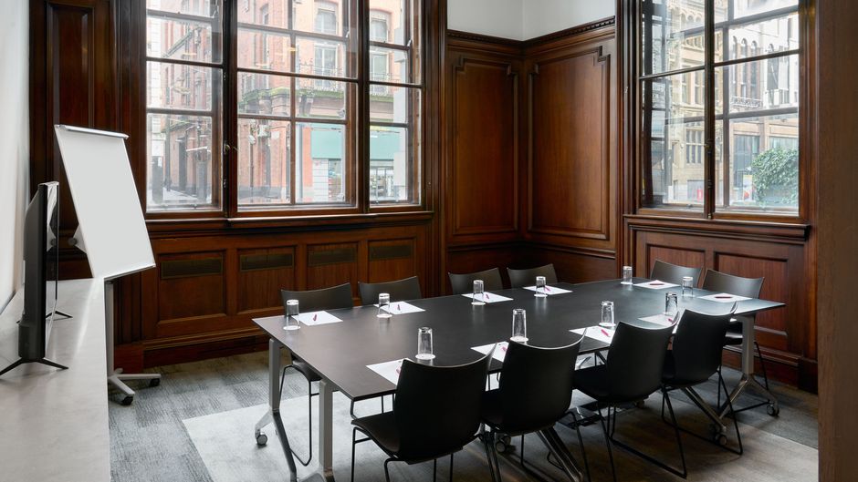 aloft Liverpool Meeting