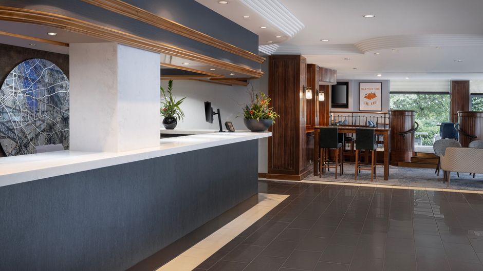 Delta Hotels by Marriott Edinburgh Lobby