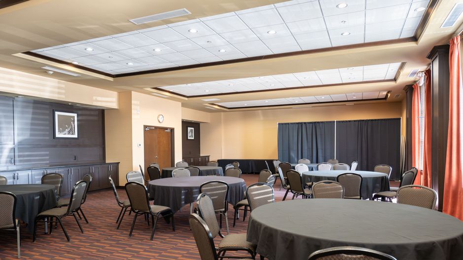 Four Points Sheraton Edmonton Intl Arpt Meeting