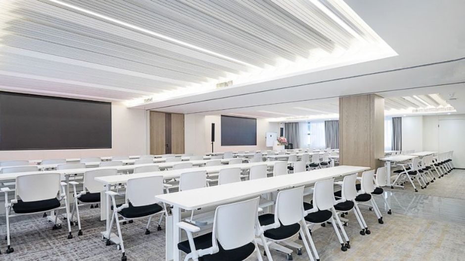 Glenview ITC Plaza Meeting