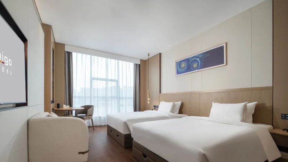 Glenview ITC Plaza Room
