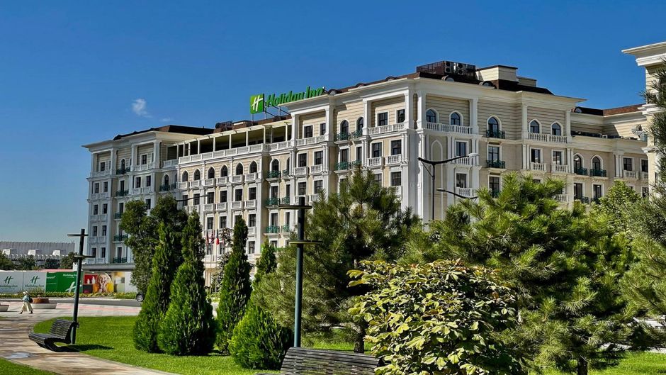 Holiday Inn Tashkent City Exterior