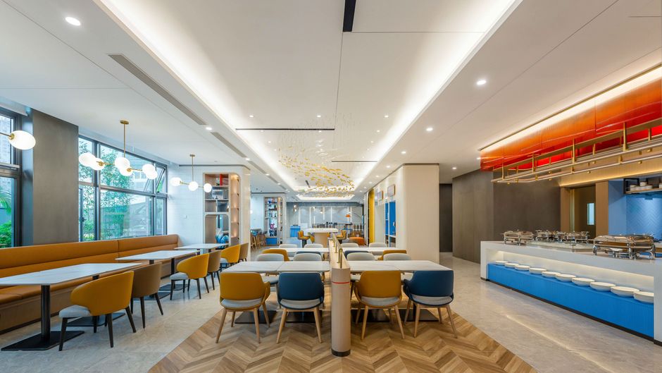 Holiday Inn Jiangmen East Station Restaurant