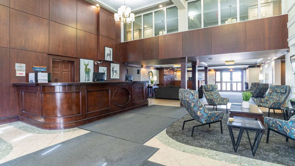 Sandman Hotel Red Deer Exterior
