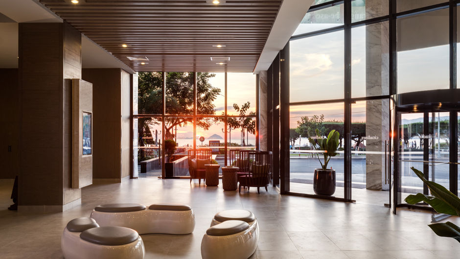 Citadines Bayfront Nha Trang Lobby