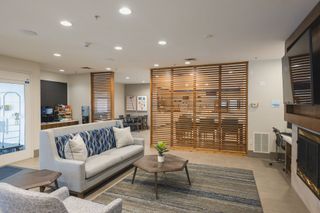 Holiday Inn Express & Suites