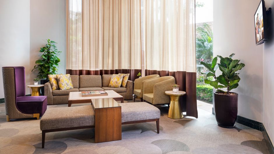 Somerset Grand Hanoi Lobby