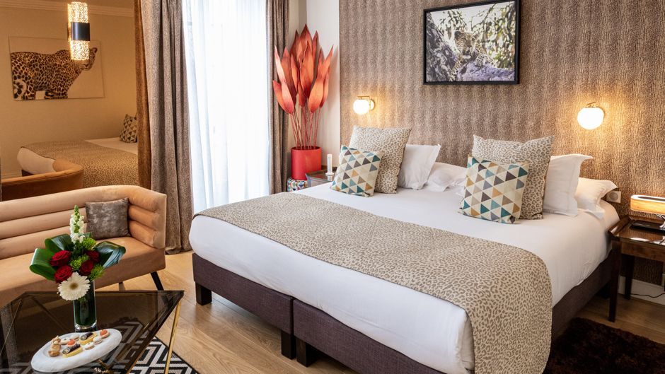 La Cote Saint Jacques Room