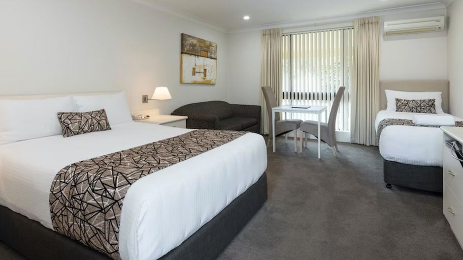Zig Zag Motel Room