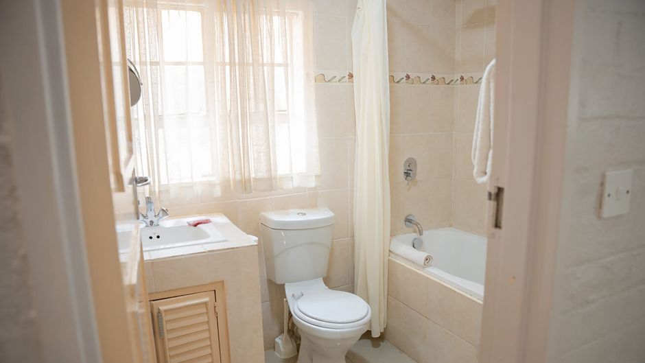 Kadoma Hotel & Conference Center Room
