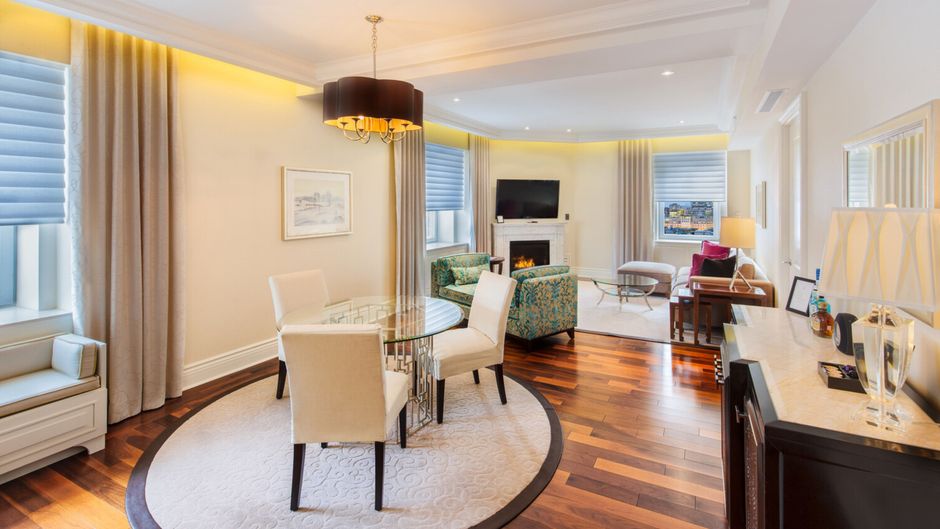 The Ritz-Carlton Montreal Room