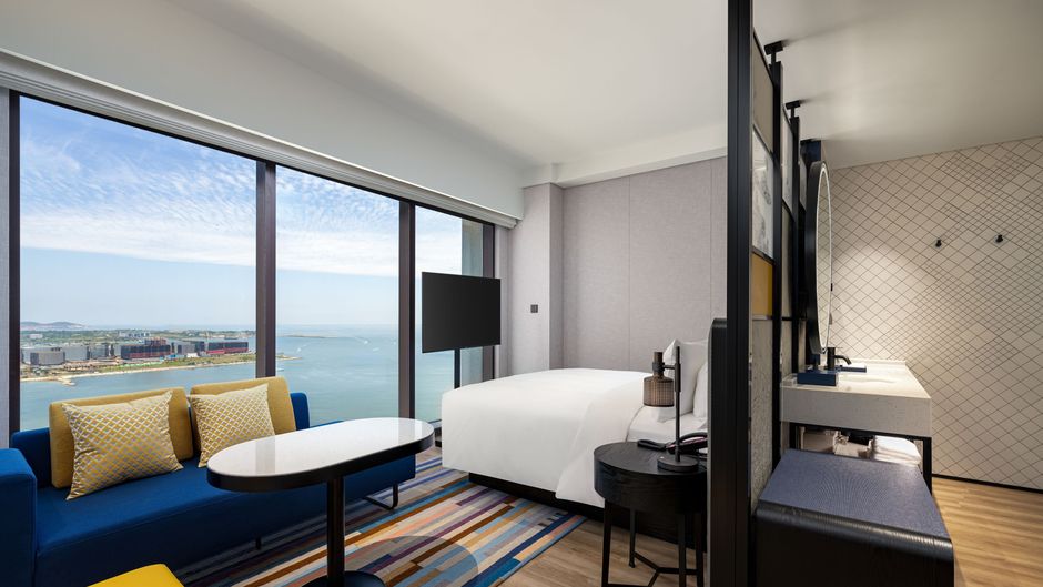 Aloft Yantai Room